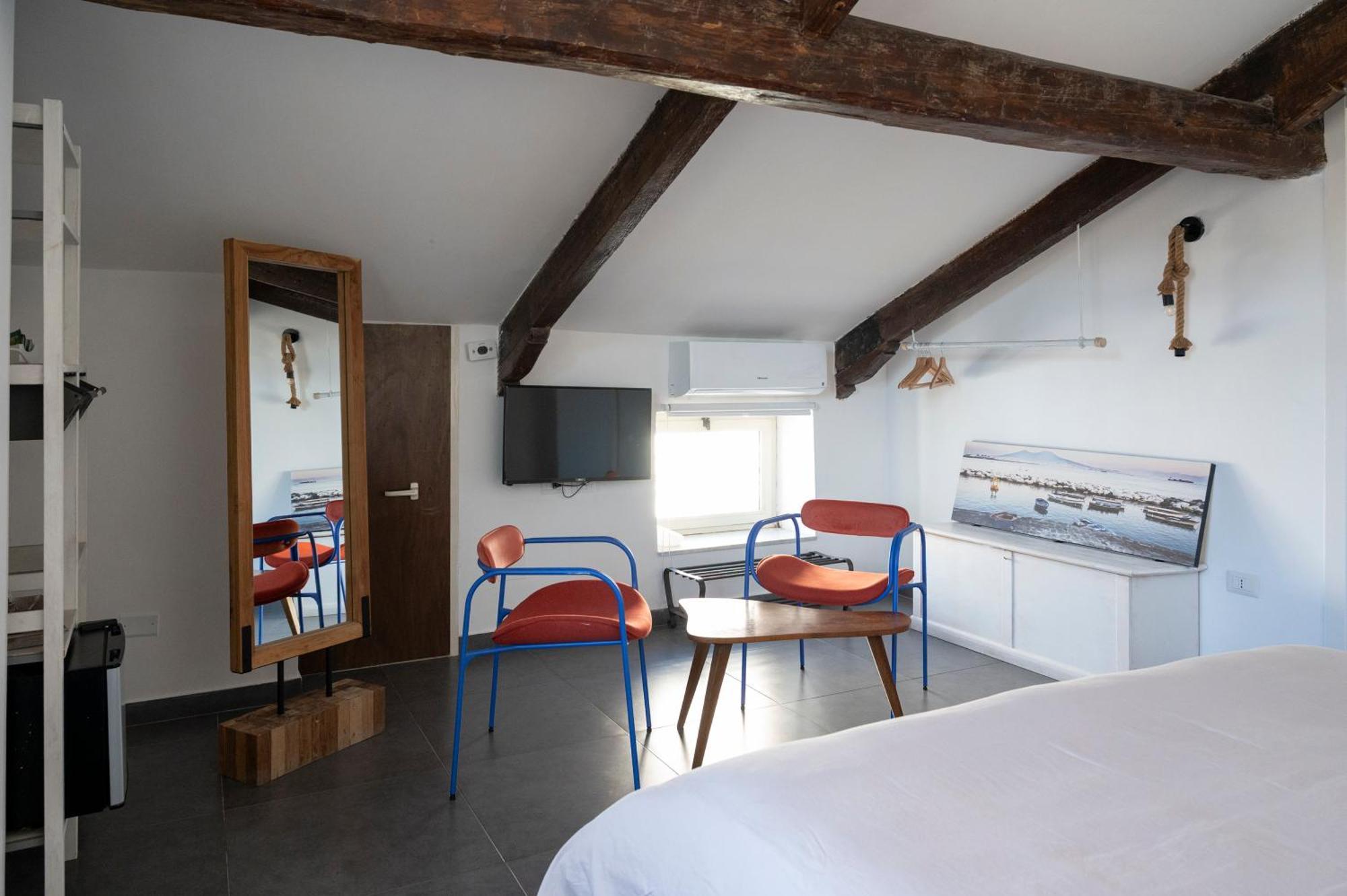 Palazzo Della Loggia B&B Наполи Екстериор снимка